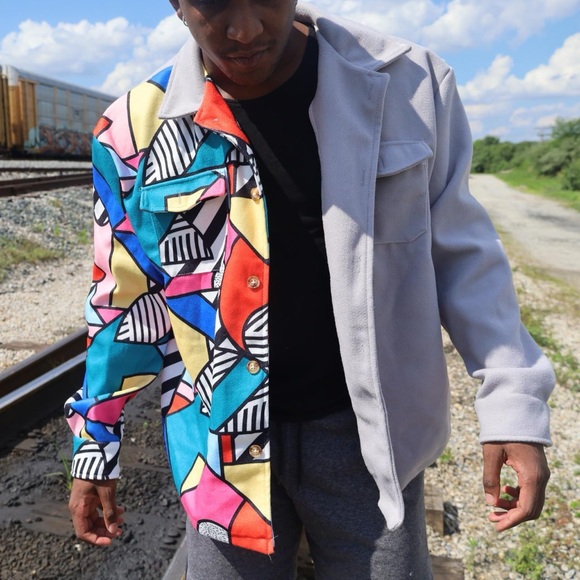 Colorful Geometric Patterned Jacket - Picture 5 of 7